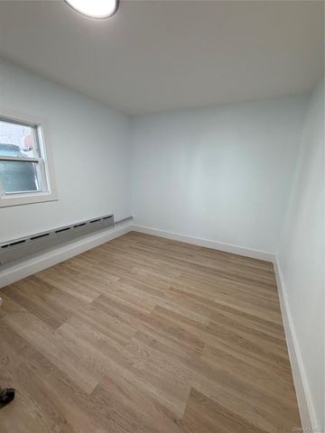 119 W 227th Street, Bronx, NY 10463