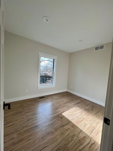 1702 Hill Street, Ann Arbor, MI 48104