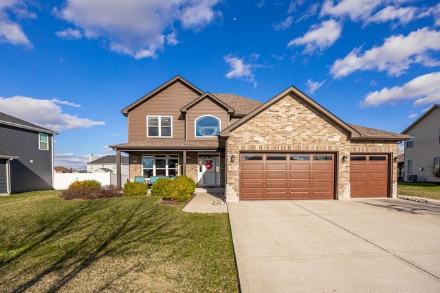 311 W Frontier Drive, Minooka, IL 60447