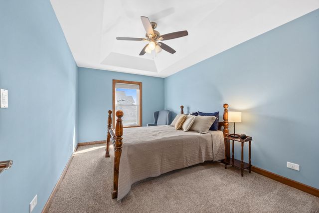 311 W Frontier Drive, Minooka, IL 60447