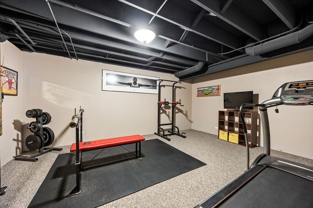 311 W Frontier Drive, Minooka, IL 60447