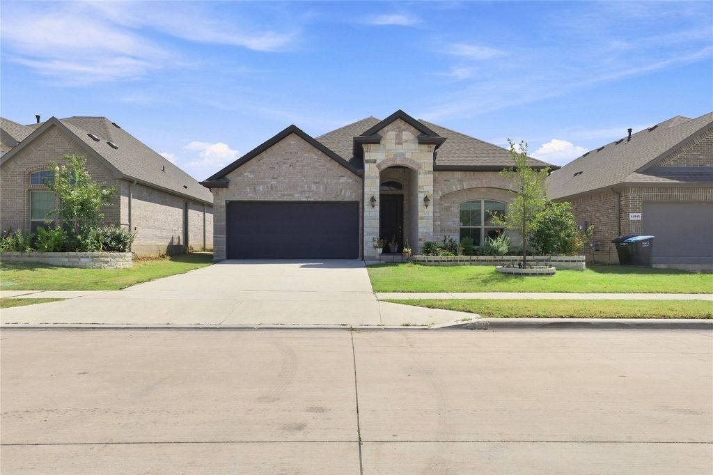 11516 Nicholson Lane, Fort Worth, TX 76244