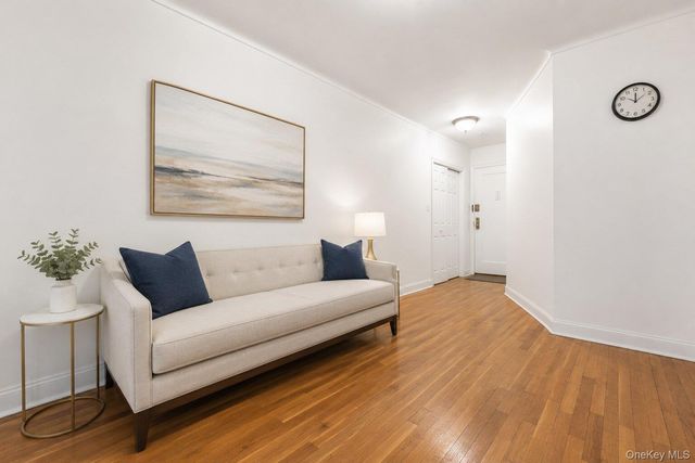 64-11 99th Street 3O4, Rego Park, NY 11374