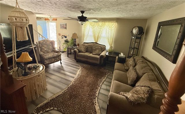 9625 Brayes Manor Drive, Mentor, OH 44060