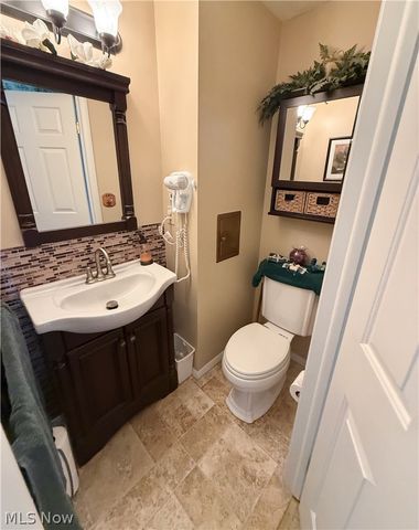 9625 Brayes Manor Drive, Mentor, OH 44060