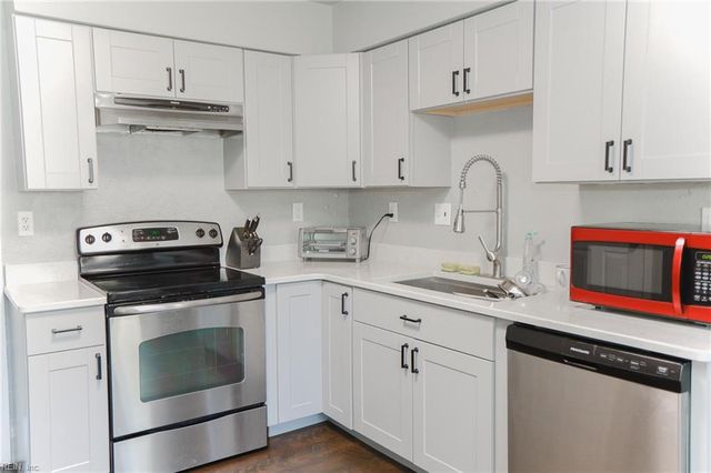 939 Coach TRL, Newport News, VA 23608