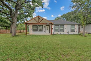 1024 Greenlee Street, Denton, TX 76201