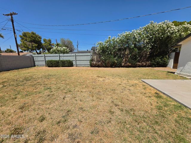 4642 N 10TH Street, Phoenix, AZ 85014