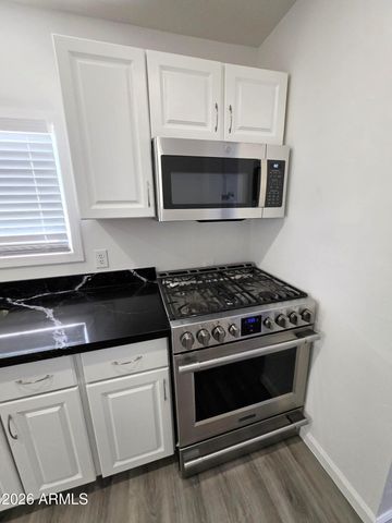 4642 N 10TH Street, Phoenix, AZ 85014