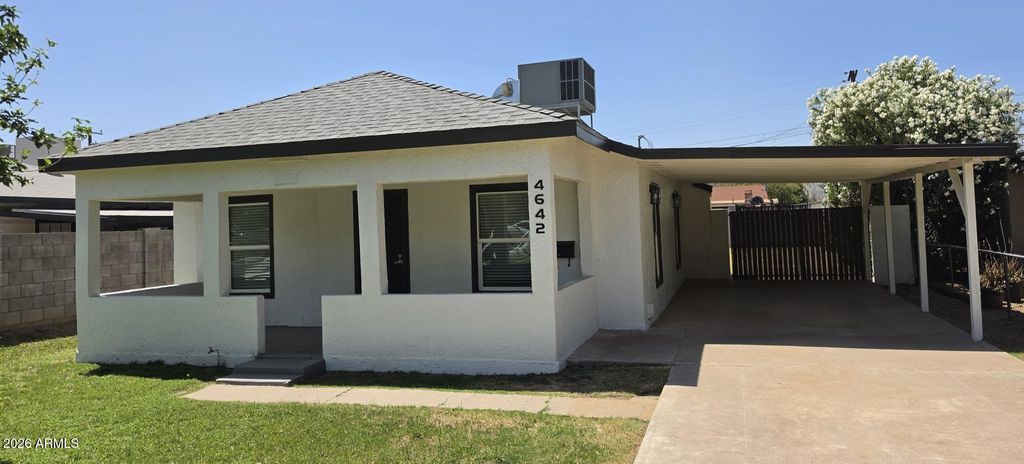 Image 2 of property listing at 4642 N 10TH Street, Phoenix, AZ 85014