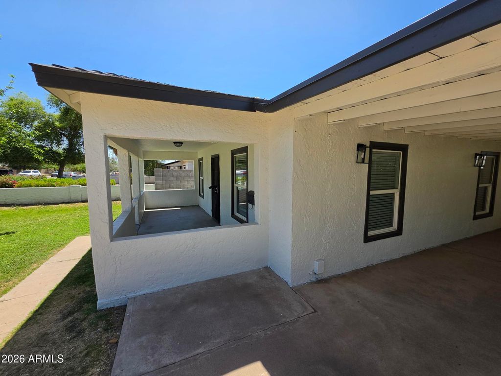 Image 23 of property listing at 4642 N 10TH Street, Phoenix, AZ 85014