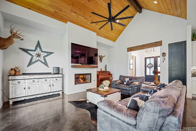 340 Warbler, Spring Branch, TX 78070