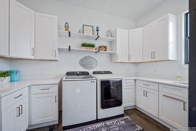 340 Warbler, Spring Branch, TX 78070