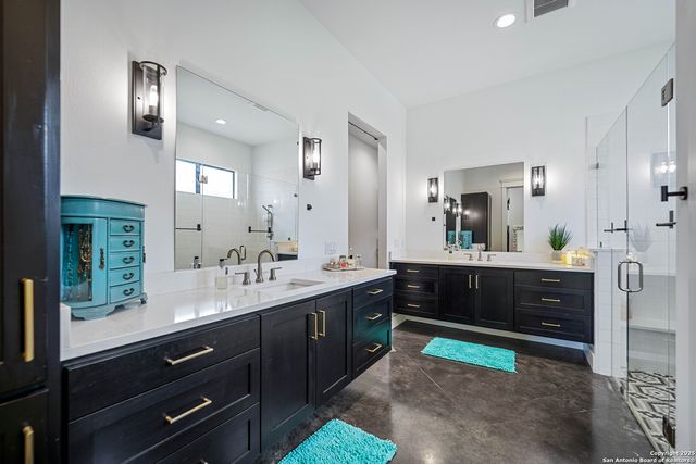 340 Warbler, Spring Branch, TX 78070