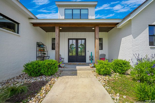 340 Warbler, Spring Branch, TX 78070