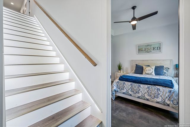 340 Warbler, Spring Branch, TX 78070