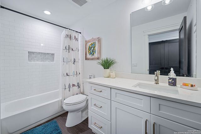 340 Warbler, Spring Branch, TX 78070