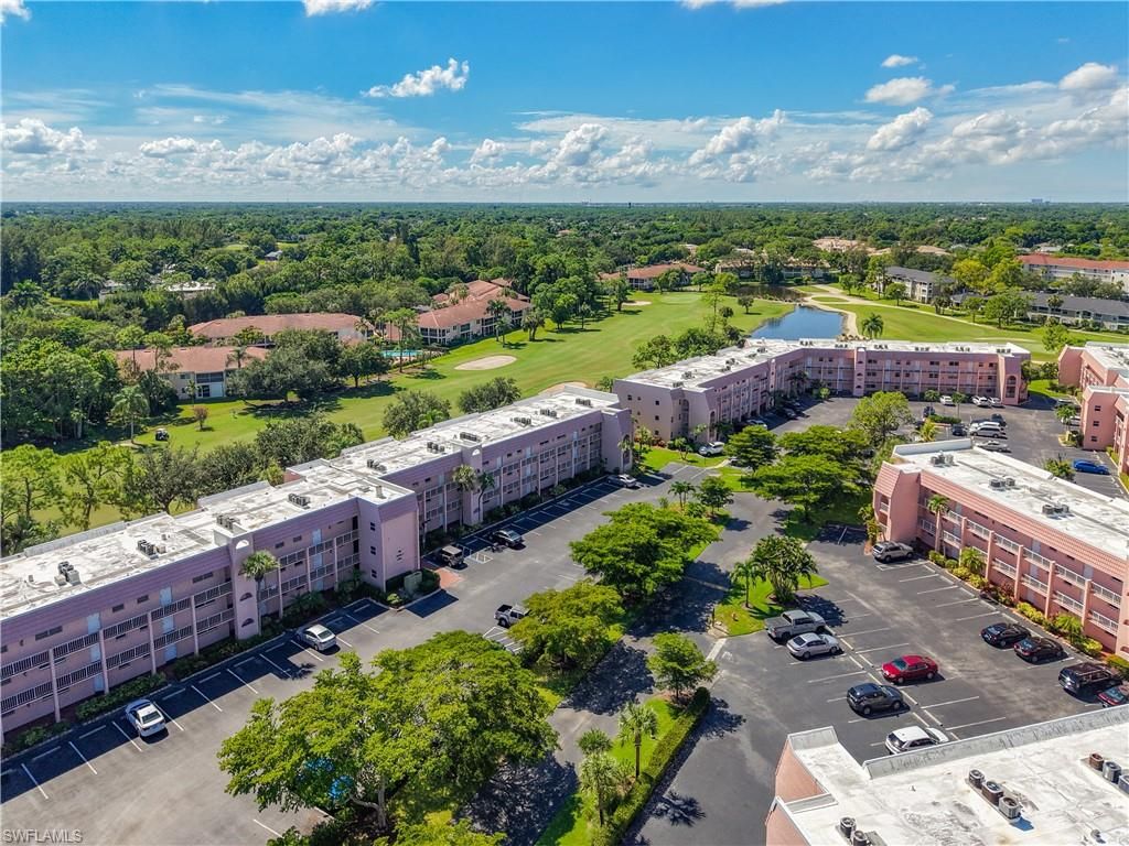 200 Turtle Lake CT 109, Naples, FL 34105