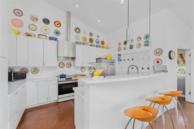 15950 Decker Lake RD, Manor, TX 78653