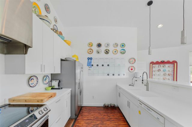 15950 Decker Lake RD, Manor, TX 78653