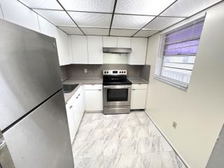 15600 NW 7th Avenue 516, Miami, FL 33169