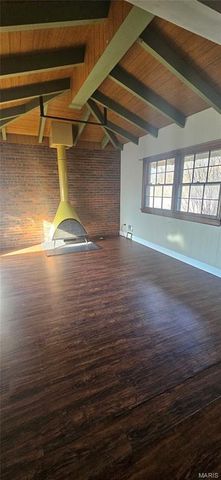 1606 Paris Drive, Godfrey, IL 62035