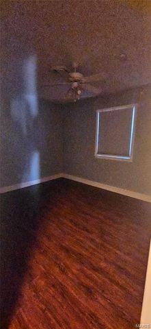 1606 Paris Drive, Godfrey, IL 62035