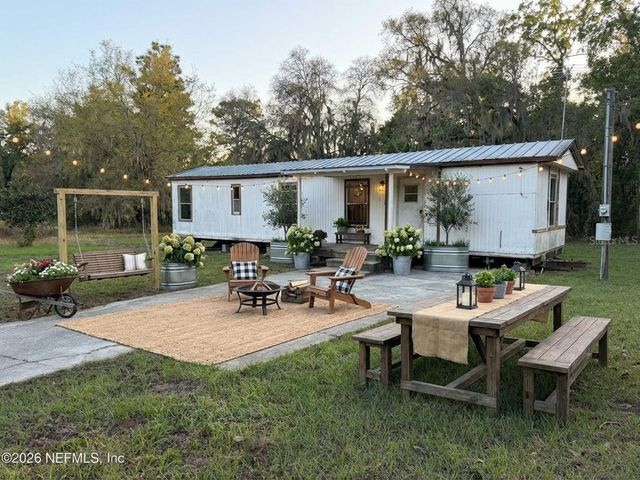 235 OAKCREST DRIVE, Interlachen, FL 32148