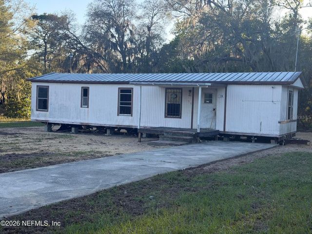 235 OAKCREST DRIVE, Interlachen, FL 32148