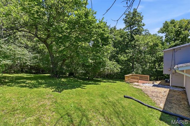 25 Apache Trail, Fenton, MO 63026