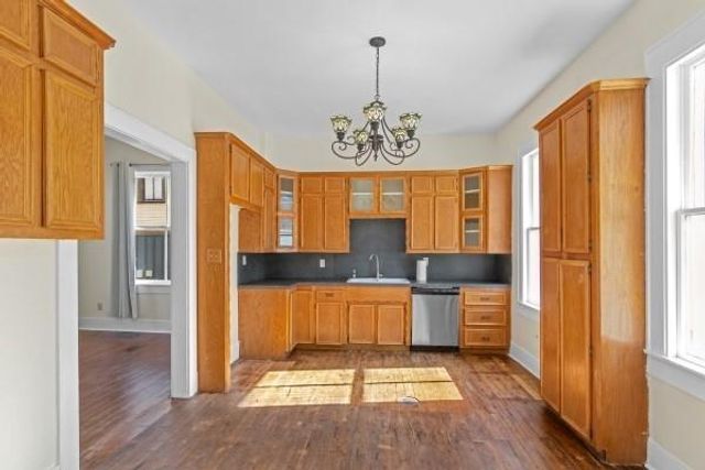 2417 Avenue M, Galveston, TX 77550