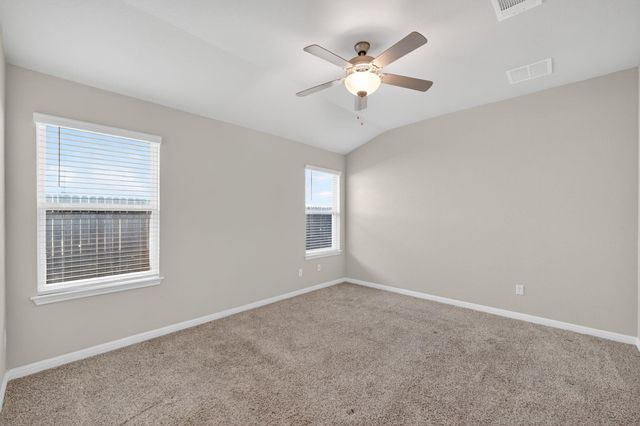 900 Main ST, Hutto, TX 78634