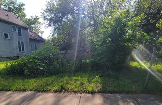 7040 S Parnell Avenue, Chicago, IL 60621