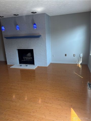 2616 S Kings Arms Circle, Dayton, OH 45440