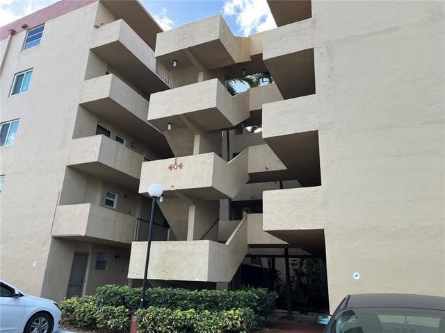 404 NW 68th Avenue 316, Plantation, FL 33317