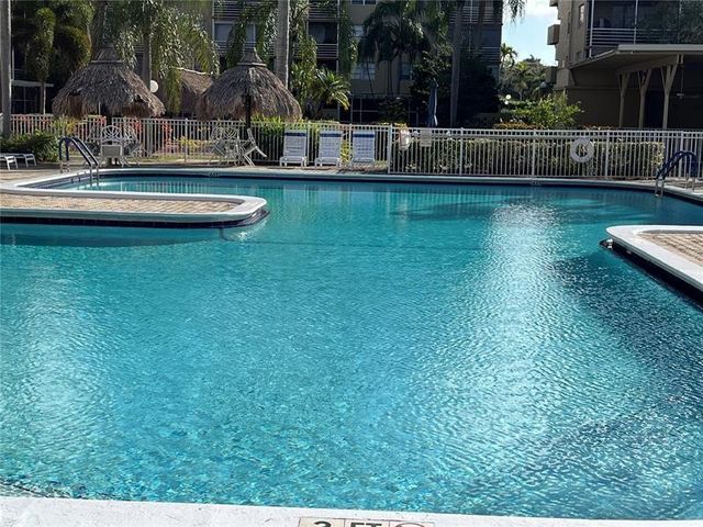 404 NW 68th Avenue 316, Plantation, FL 33317