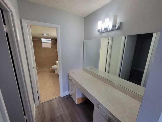 404 NW 68th Avenue 316, Plantation, FL 33317