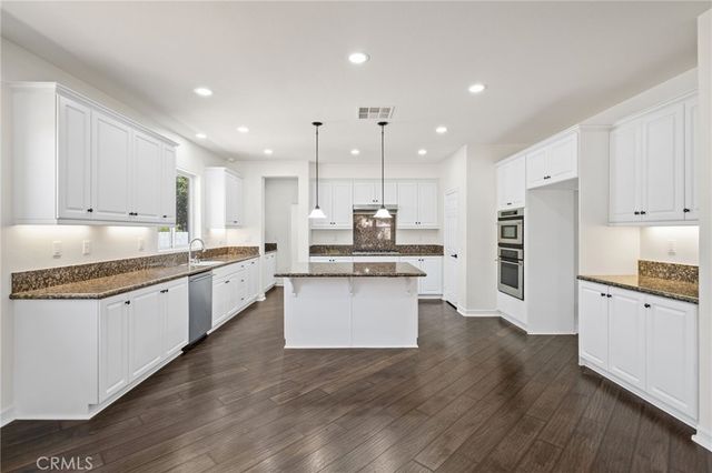 356 Tuffa Court, Perris, CA 92570