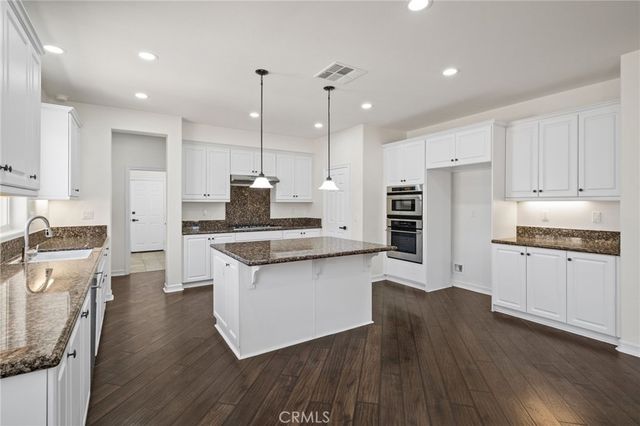 356 Tuffa Court, Perris, CA 92570