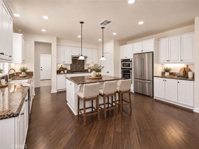 356 Tuffa Court, Perris, CA 92570