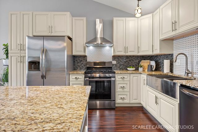 24129 Primrose Circle, Plainfield, IL 60585