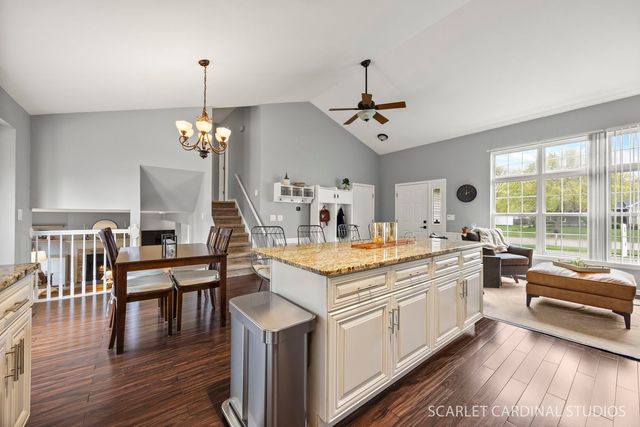 24129 Primrose Circle, Plainfield, IL 60585