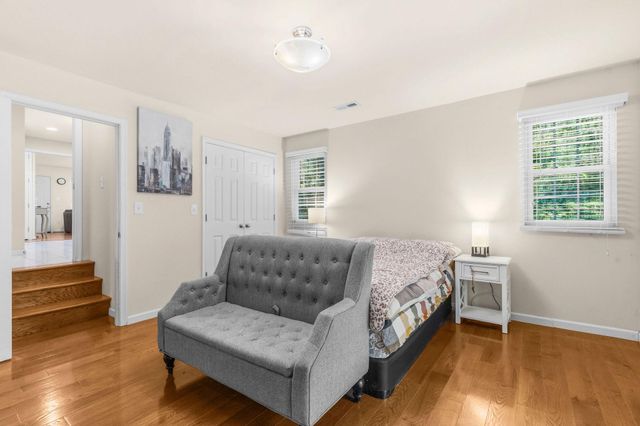 4012 TAYLOR DR, Fairfax, VA 22032