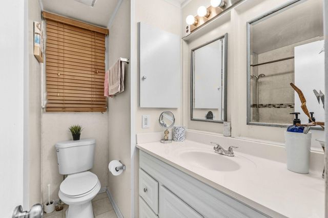 4012 TAYLOR DR, Fairfax, VA 22032