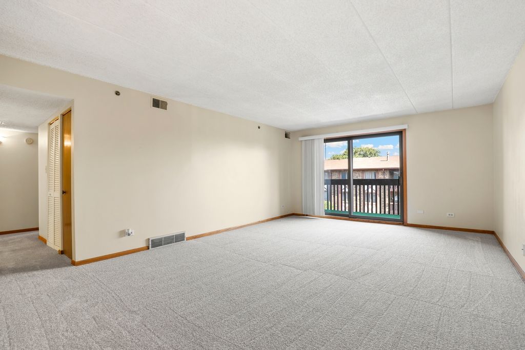 10420 Circle Drive 24B, Oak Lawn, IL 60453 — photo 2