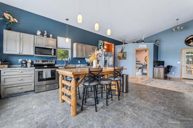 160 N State Road 35, Alma, WI 54610