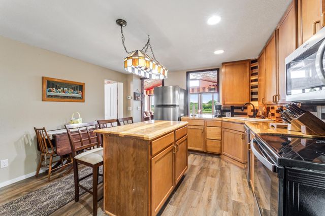 160 N State Road 35, Alma, WI 54610