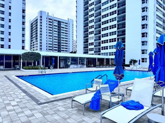 1904 S Ocean Dr 808, Hallandale Beach, FL 33009