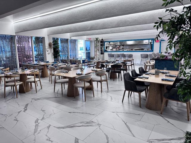 1904 S Ocean Dr 808, Hallandale Beach, FL 33009