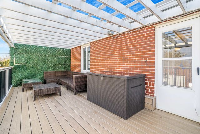 1907 Portsmouth Avenue, Westchester, IL 60154